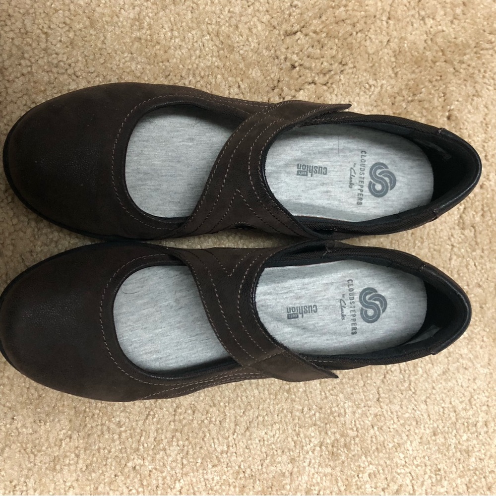 Clark’s Cloudstepper Shoe. Like New Size 8, Color… - image 4
